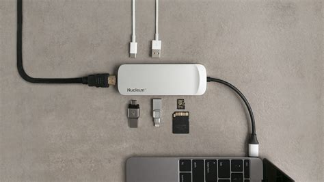K­i­n­g­s­t­o­n­ ­N­u­c­l­e­u­m­ ­:­ ­7­’­s­i­ ­1­ ­A­r­a­d­a­ ­U­S­B­-­C­ ­b­a­ğ­l­a­n­t­ı­ ­m­e­r­k­e­z­i­